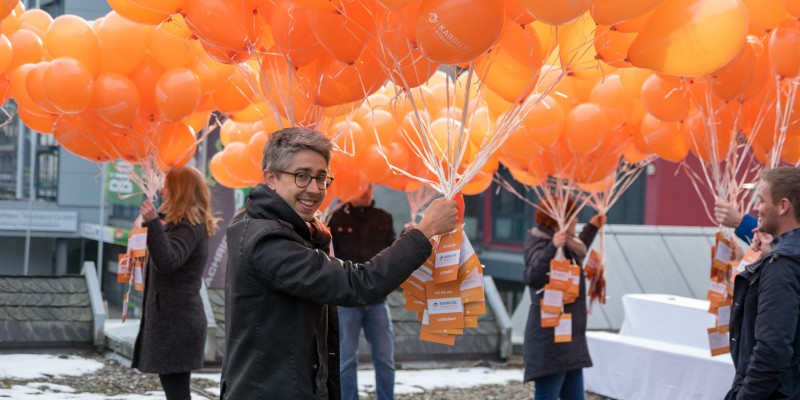 Eintausend Luftballons für eintausend Unternehmen